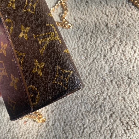 Louis Vuitton Classic monogram canvas International wallet on chain - Picture 4 of 11